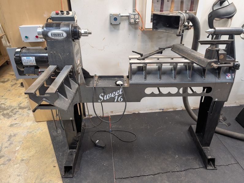 File:Sweet16Lathe.jpg